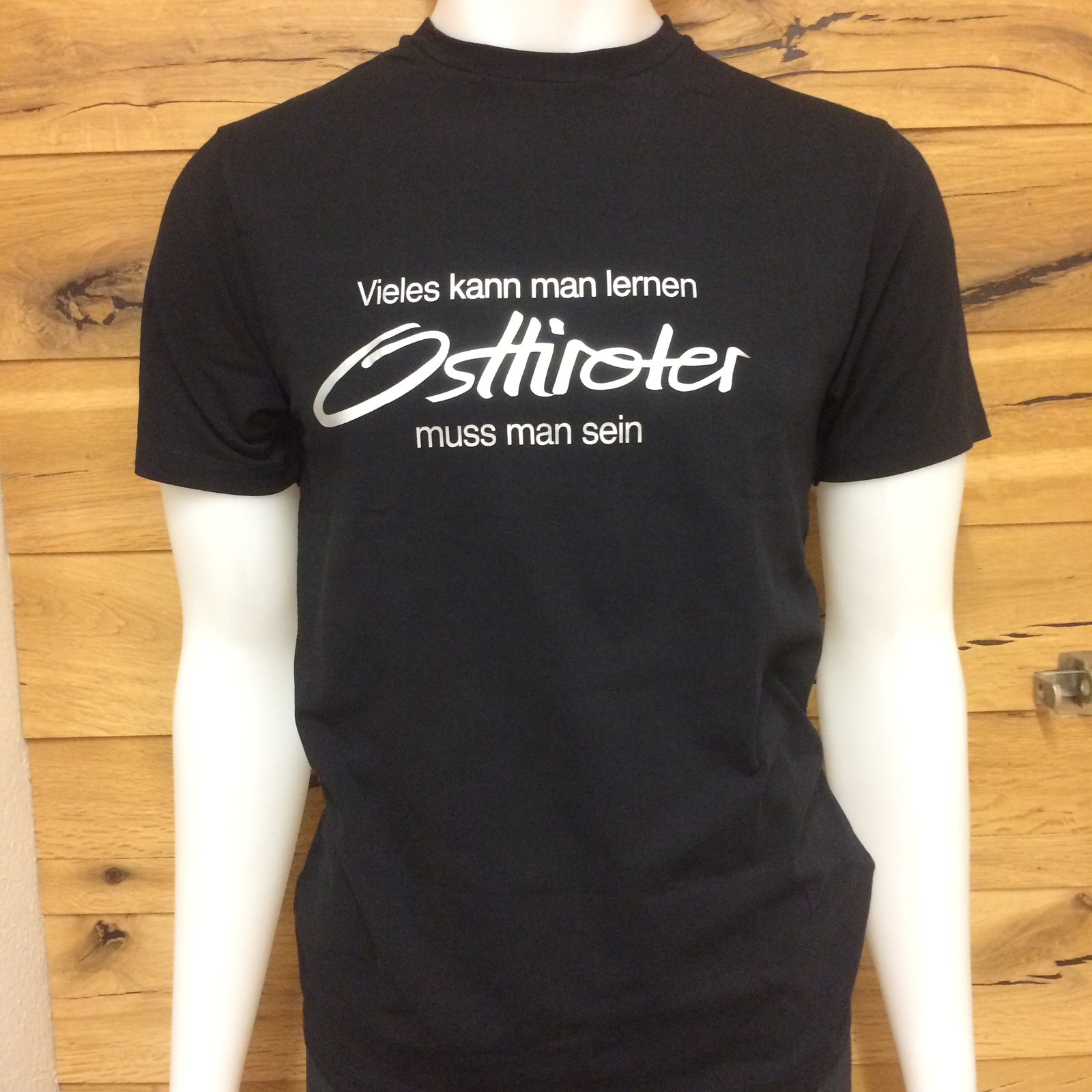 Herren T-Shirt "Osttiroler muss man sein" schwarz